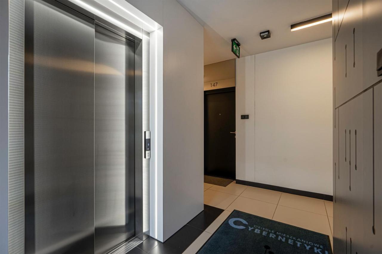 Warsaw Airport Studio With Private Terrace Esterno foto
